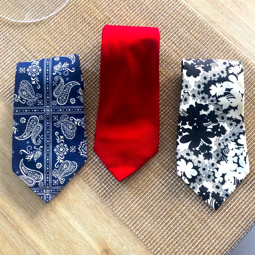 Elegant Men's Tie Set - Red, Blue, Black & White